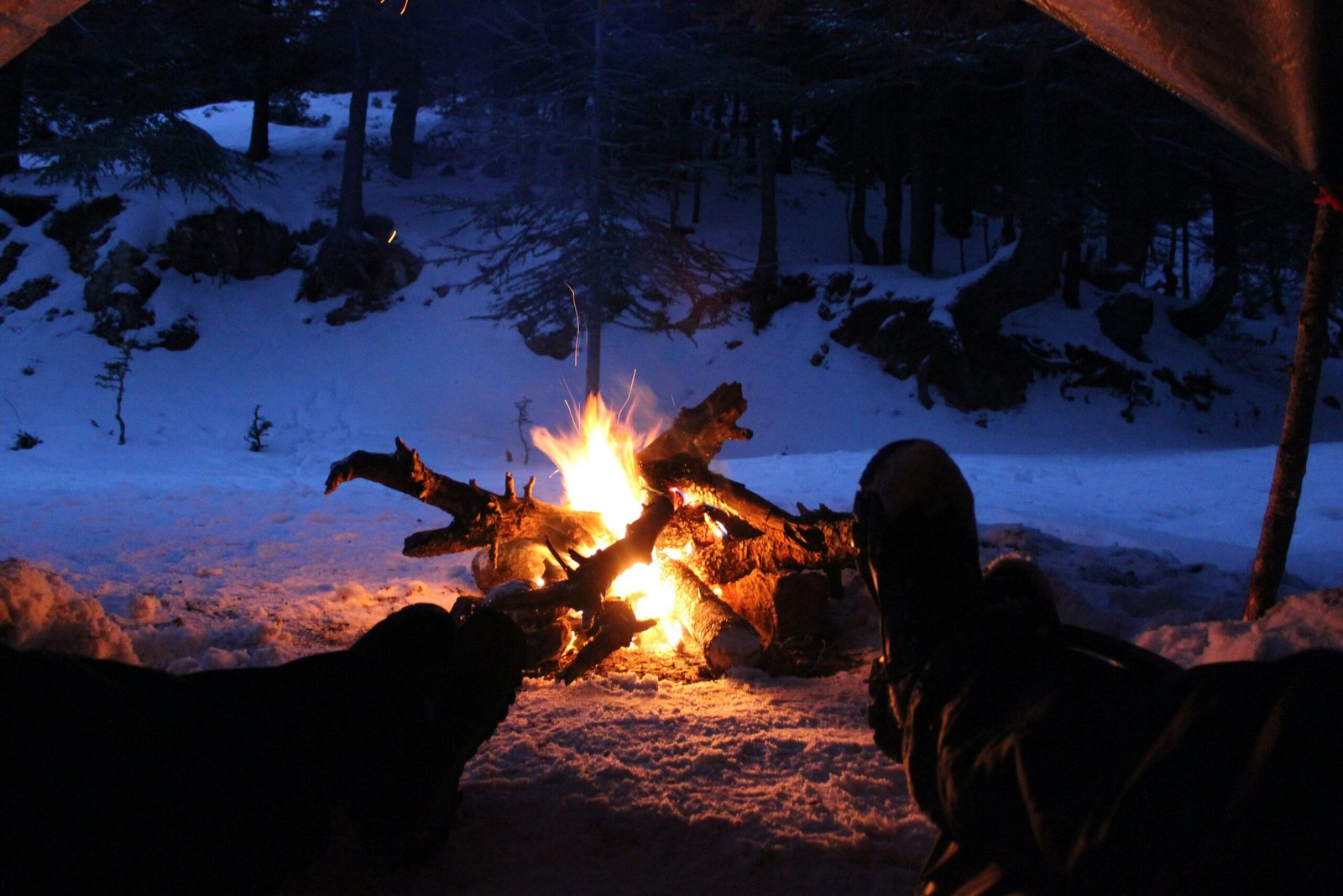 Tips and Tricks for Staying Warm in Snow Camping